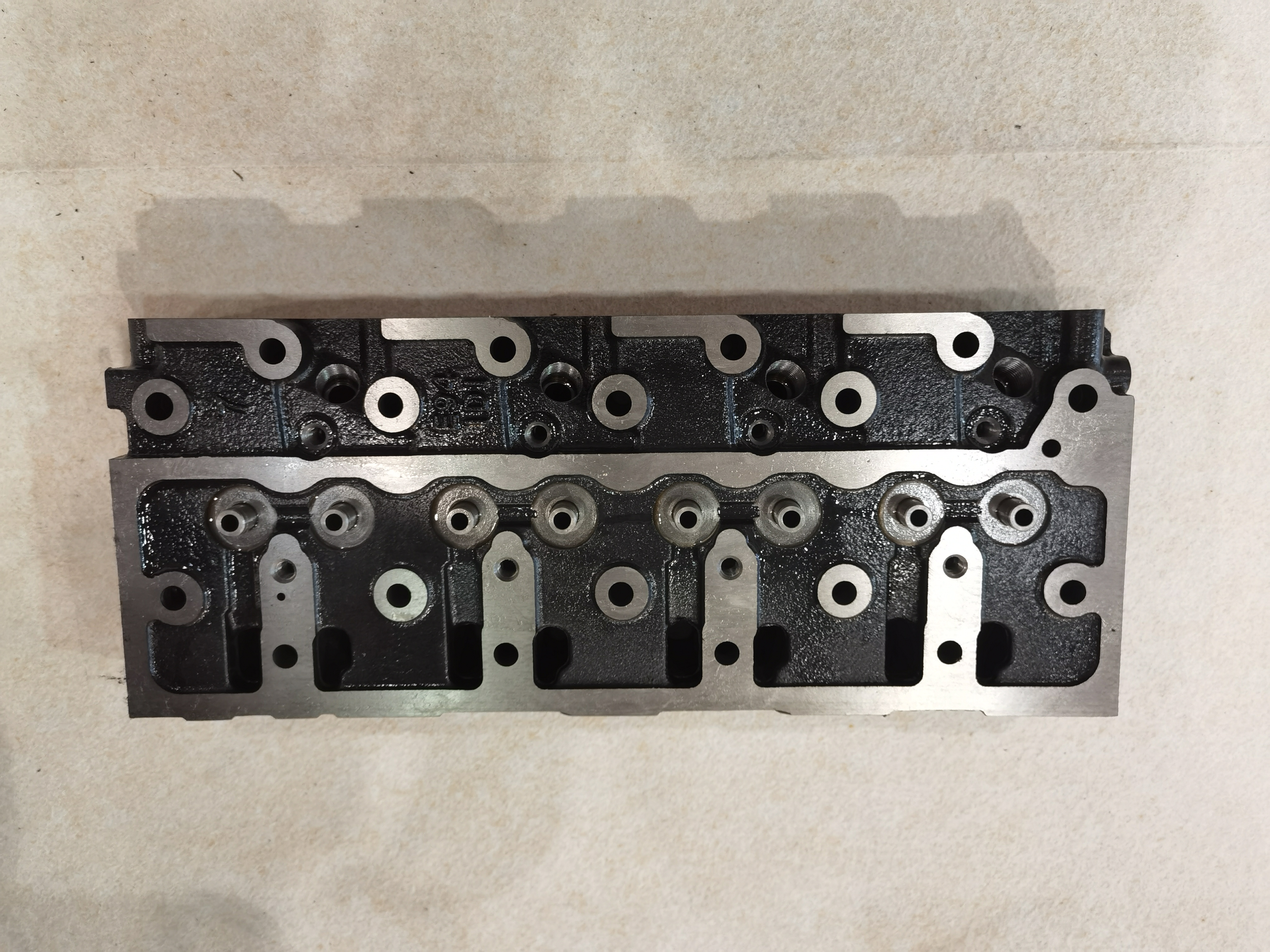 4D94E Cylinder Head
