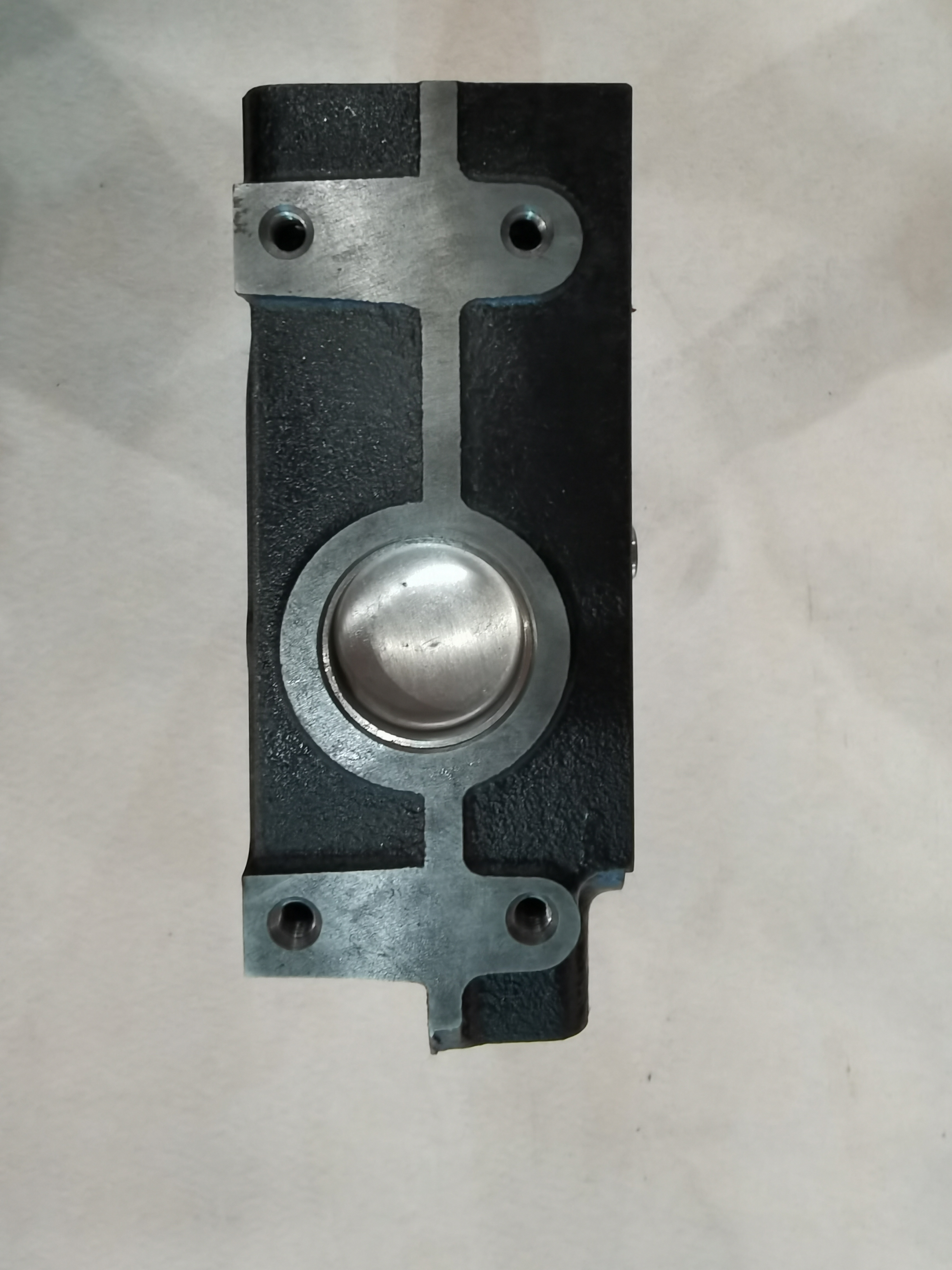 4D94E Cylinder Head