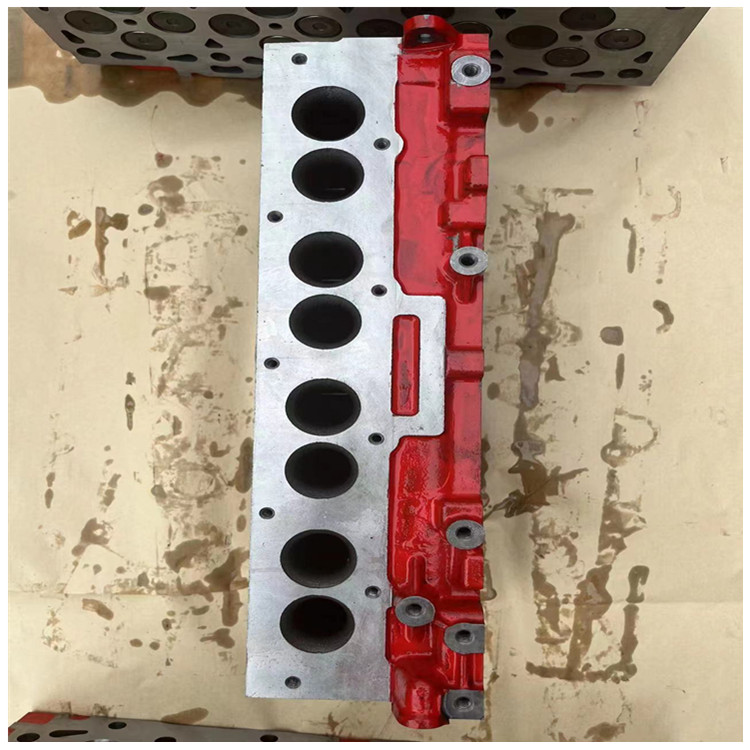 Commins 2.8 cylinder head