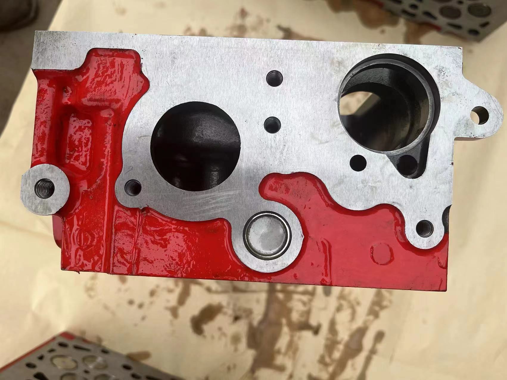 Commins 2.8 cylinder head